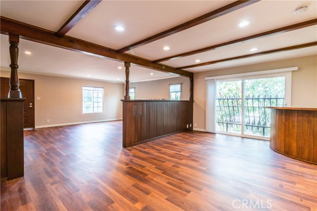 870 North Alexandria Avenue photo 4