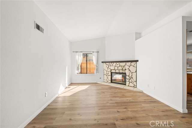 Detail Gallery Image 10 of 45 For 29527 Singing Wood Ln, Menifee,  CA 92586 - 4 Beds | 2 Baths