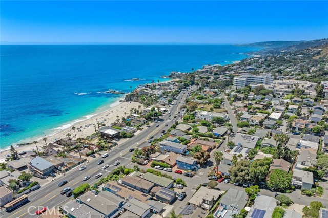 Detail Gallery Image 26 of 41 For 32002 Coast Hwy, Laguna Beach,  CA 92651 - 3 Beds | 3/1 Baths