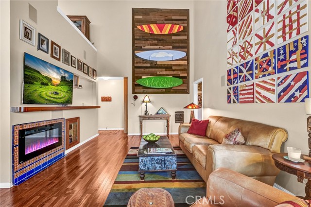 Detail Gallery Image 1 of 38 For 1730 Camden Ave #208,  Los Angeles,  CA 90025 - 2 Beds | 2 Baths