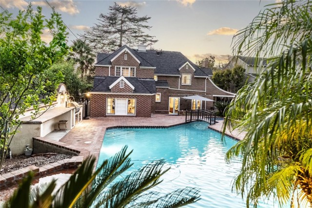 1640 Ard Eevin Avenue, Glendale CA: https://media.crmls.org/medias/50cd9b42-8d29-4563-a868-c999b61e23ca.jpg