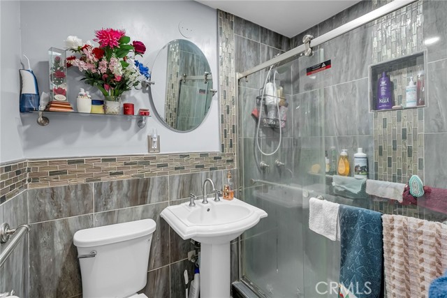 Detail Gallery Image 21 of 22 For 604 E Ash St, Brea,  CA 92821 - 4 Beds | 2 Baths