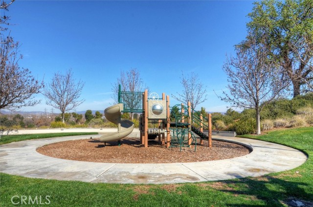 26800 Fairlain Drive, Valencia CA: https://media.crmls.org/medias/50ce6b2c-51a0-461e-8e36-1d9085cd7cfa.jpg