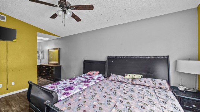 13067 Alexis Drive, Moreno Valley CA: https://media.crmls.org/medias/50ce9064-c9e6-48c6-a702-c22ad0aa6ce9.jpg
