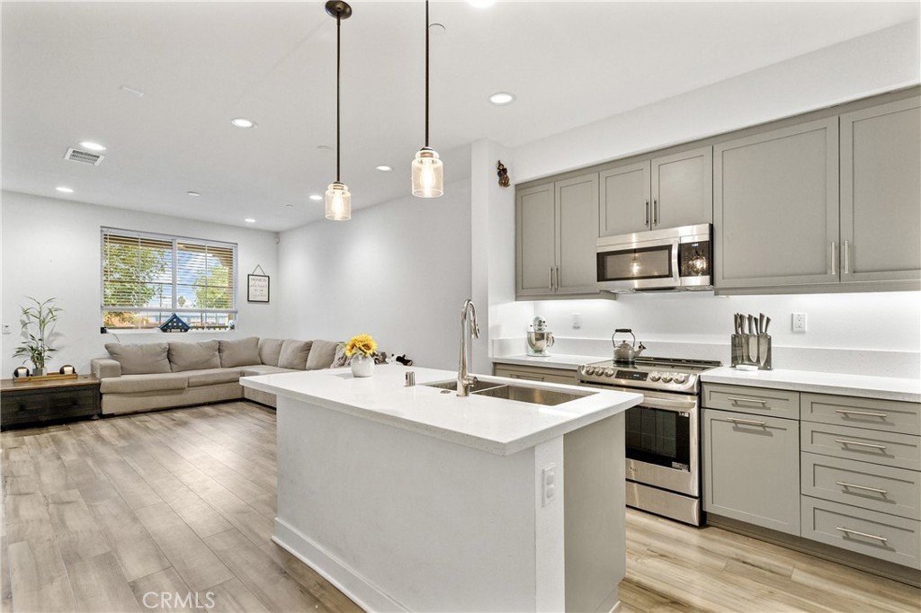 2560 Valentina Way #2