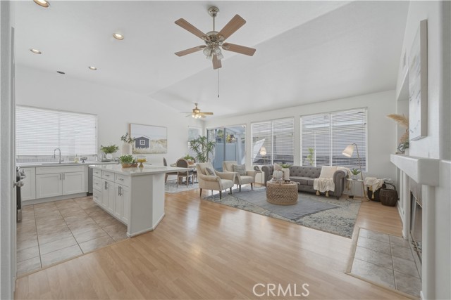 Detail Gallery Image 5 of 28 For 31687 via San Carlos, Temecula,  CA 92592 - 3 Beds | 2 Baths