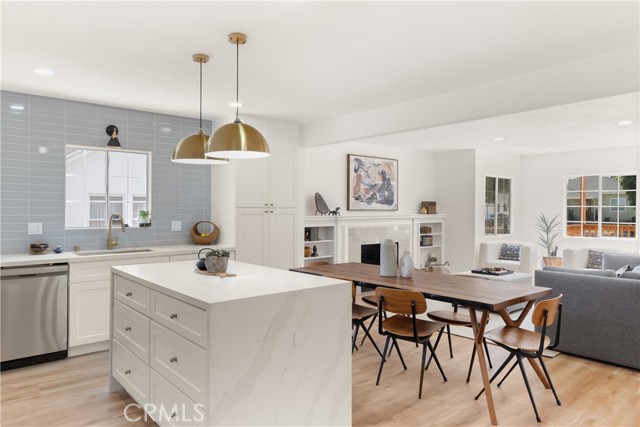 5732 Hillcrest Drive, Los Angeles CA: https://media.crmls.org/medias/50cff1cd-9712-4c93-b740-b8984d8df514.jpg