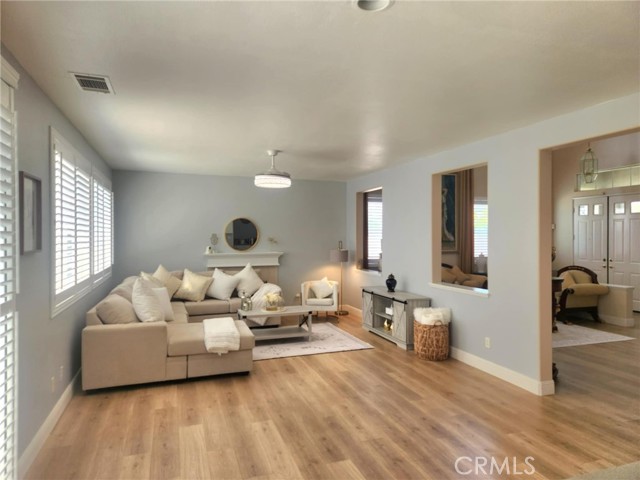 Image 18 of 72 For 26523 Starling Court