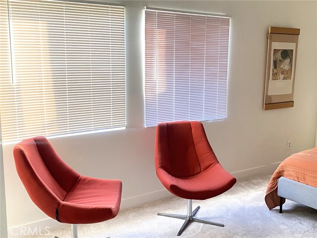 Detail Gallery Image 9 of 25 For 15508 Williams St #E,  Tustin,  CA 92780 - 3 Beds | 2 Baths