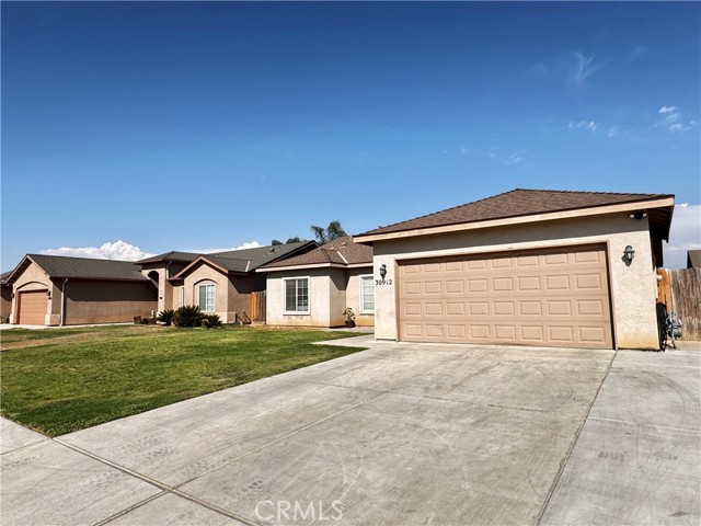 Detail Gallery Image 4 of 63 For 30912 Tadpole St, Visalia,  CA 93291 - 3 Beds | 2 Baths
