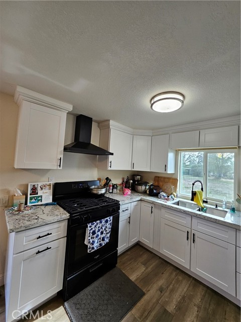Detail Gallery Image 7 of 30 For 8043 Melvina Ave, Oroville,  CA 95966 - 3 Beds | 2 Baths