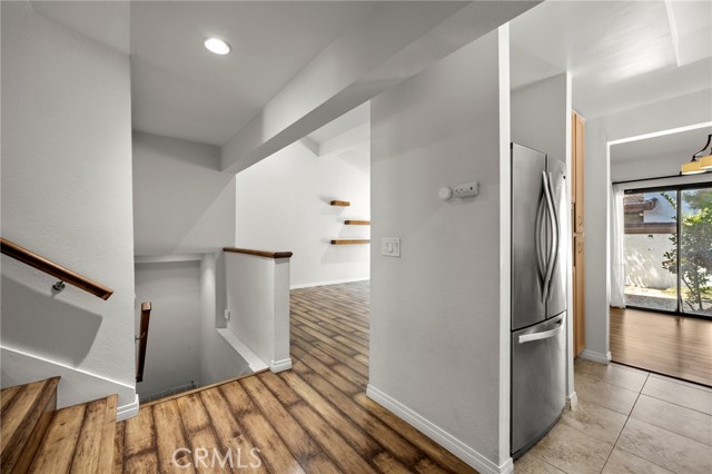 Detail Gallery Image 4 of 25 For 6255 Canoga Ave #35,  Woodland Hills,  CA 91367 - 2 Beds | 2 Baths