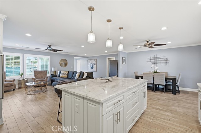 Detail Gallery Image 4 of 30 For 19833 Blythe, Winnetka,  CA 91306 - 3 Beds | 2 Baths