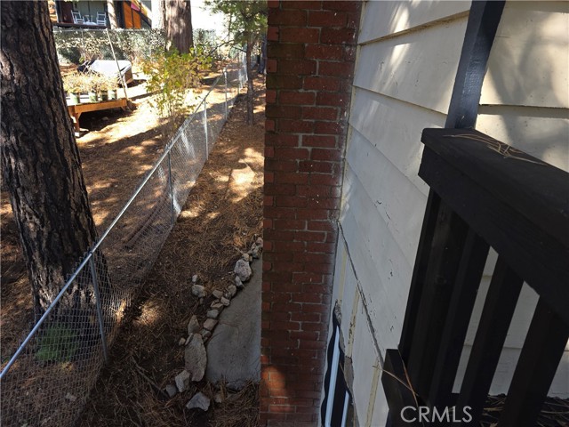 Detail Gallery Image 27 of 31 For 31116 All View, Running Springs,  CA 92382 - 3 Beds | 1/1 Baths