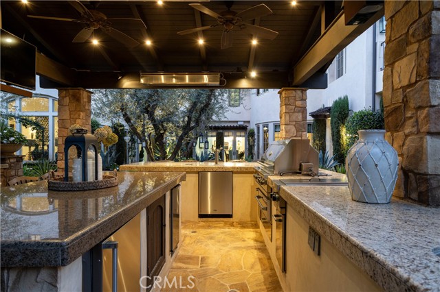 Detail Gallery Image 23 of 33 For 9981 Foxrun Rd, North Tustin,  CA 92705 - 7 Beds | 7/1 Baths