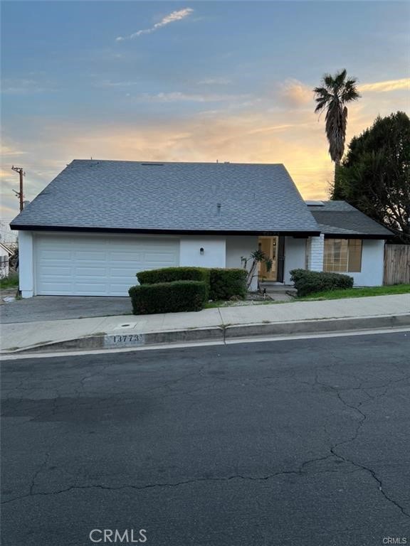 13773 Algranti Avenue photo 7