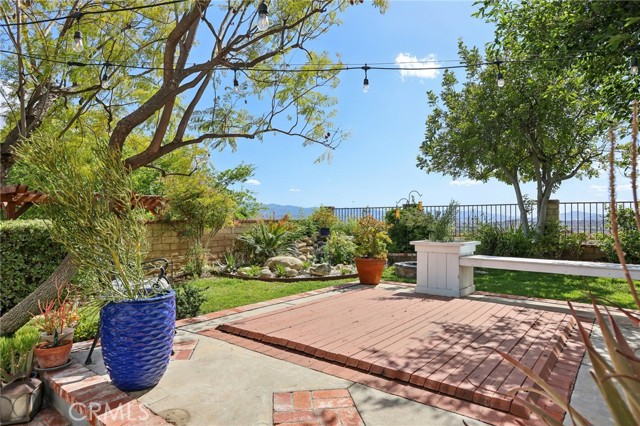 Detail Gallery Image 25 of 47 For 27959 Palmetto Ridge Dr, Valencia,  CA 91354 - 4 Beds | 2/1 Baths