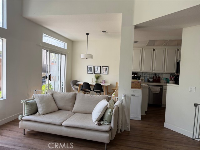 Front Image Thumbnail for CRLG26157237