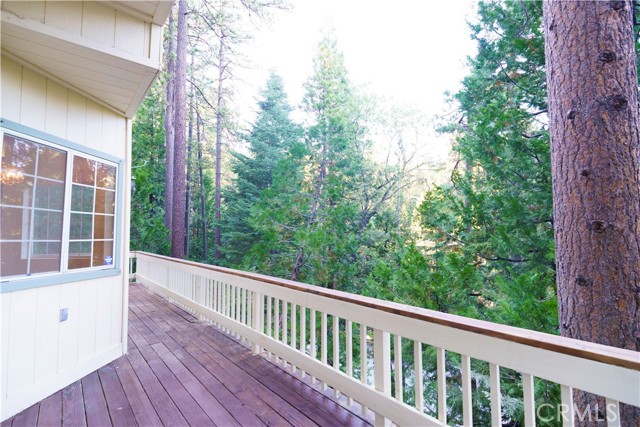 27381 Cottonwood Lane, Lake Arrowhead, CA 92317
