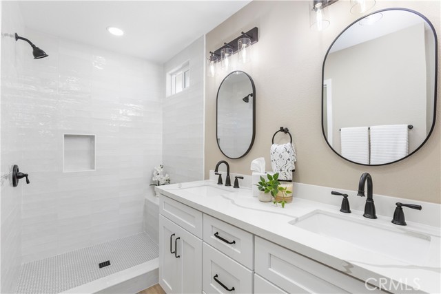 Detail Gallery Image 17 of 24 For 755 S Brea Bld, Brea,  CA 92821 - 3 Beds | 2/1 Baths