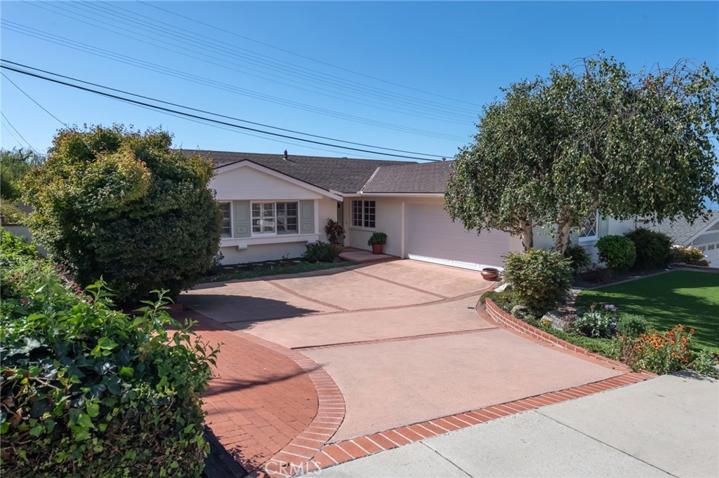 6528 Abbottswood Drive