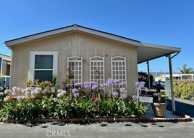 1660 Whittier Avenue # 17, Costa Mesa, California 92627, 1 Bedroom Bedrooms, ,1 BathroomBathrooms,Manufactured In Park,For Sale,1660 Whittier Avenue # 17,CROC24240388