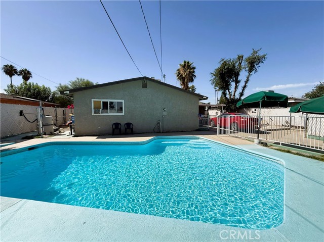Detail Gallery Image 40 of 40 For 1320 White Ln, Bakersfield,  CA 93307 - 4 Beds | 2 Baths