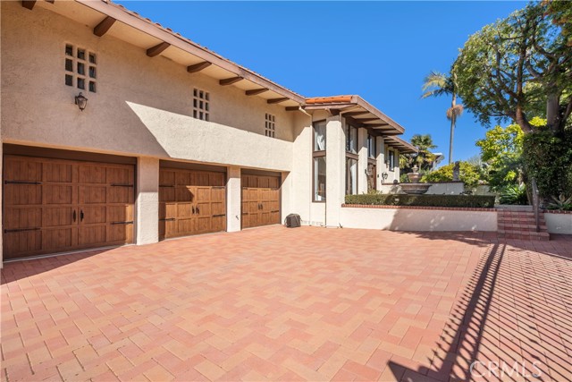 2209 Via Cerritos, Palos Verdes Estates, California 90274, 7 Bedrooms Bedrooms, ,4 BathroomsBathrooms,Residential,Sold,Via Cerritos,OC23137057