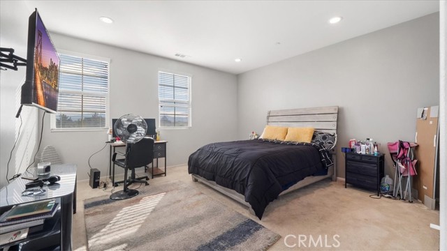 Detail Gallery Image 12 of 20 For 3430 E Santa Clara Ln #8,  Ontario,  CA 91761 - 3 Beds | 2/1 Baths