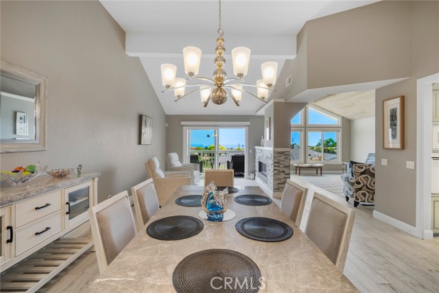 24532 Moonfire Drive, Dana Point CA: https://media.crmls.org/medias/50d8c4e9-e6b9-49d1-83ee-26d50ee35d06.jpg