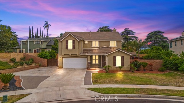 Detail Gallery Image 5 of 75 For 325 Deodar St, Redlands,  CA 92374 - 6 Beds | 4 Baths