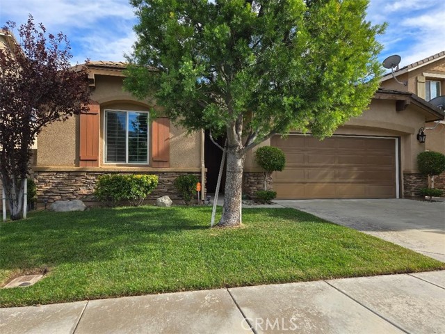 Detail Gallery Image 1 of 32 For 17939 Red Alder Rd, San Bernardino,  CA 92407 - 3 Beds | 2 Baths