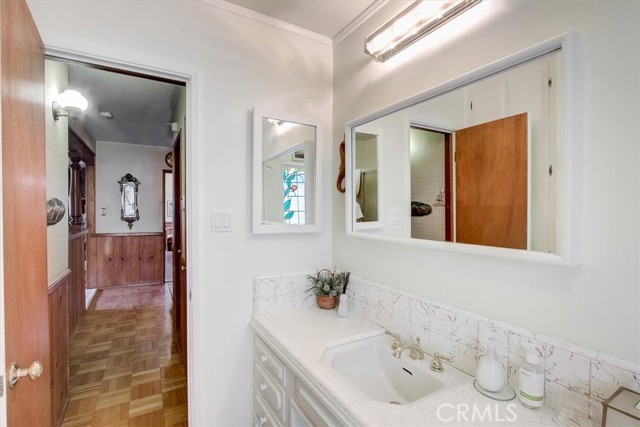 609 15th Street, Manhattan Beach, California 90266, 5 Bedrooms Bedrooms, ,1 BathroomBathrooms,Residential,Sold,15th,SB21193724