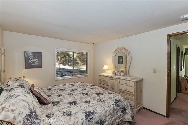 Detail Gallery Image 27 of 40 For 781 Nadelhorn Dr, Lake Arrowhead,  CA 92352 - 4 Beds | 2 Baths