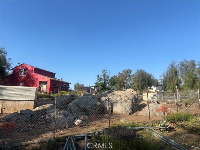 Detail Gallery Image 6 of 10 For 23742 Darr Rd, Nuevo,  CA 92567 - 3 Beds | 2 Baths