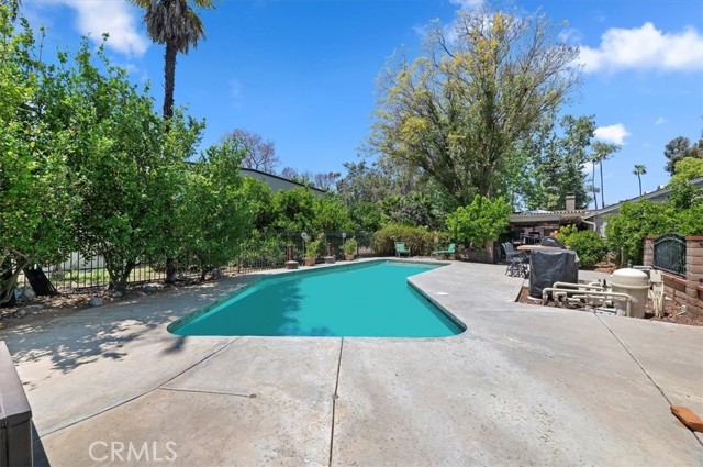 Detail Gallery Image 56 of 74 For 8180 Victoria Ave, Riverside,  CA 92504 - 4 Beds | 1/2 Baths