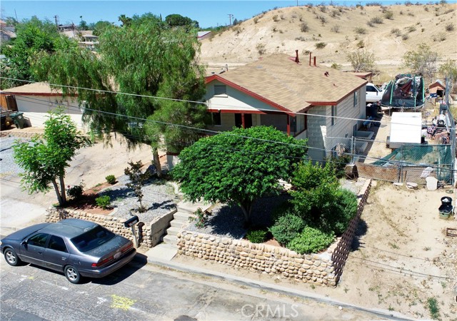 15464 3rd Street, Victorville CA: https://media.crmls.org/medias/50dd3890-dbbd-45b3-ae23-f59a360771c1.jpg