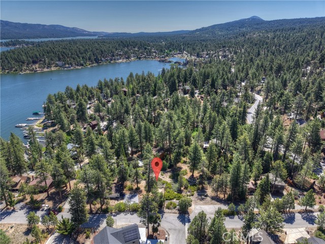 Detail Gallery Image 3 of 19 For 38602 Talbot, Big Bear Lake,  CA 92315 - – Beds | – Baths