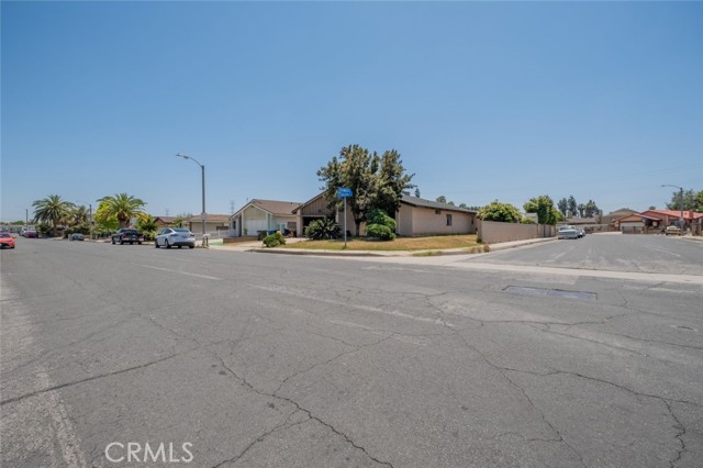 Detail Gallery Image 3 of 23 For 170 E Payson St, Azusa,  CA 91702 - 3 Beds | 2 Baths