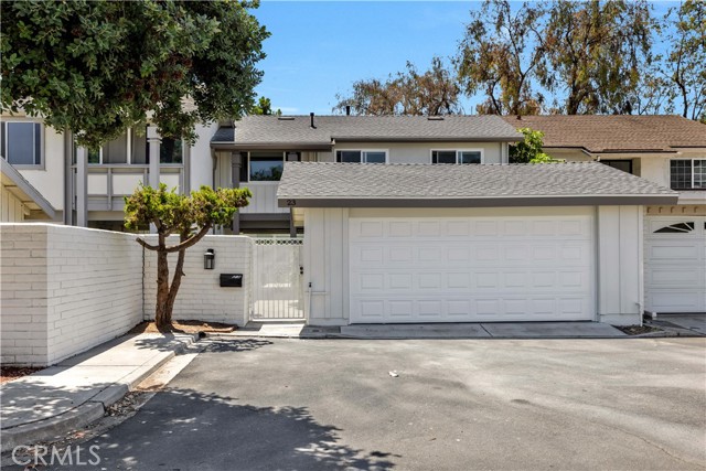Detail Gallery Image 1 of 49 For 23 Foxglove Way, Irvine,  CA 92612 - 4 Beds | 2/1 Baths