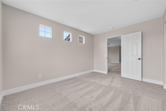 27258 Sierra Madre Drive, Murrieta CA: https://media.crmls.org/medias/50df6d7c-7213-4000-a306-483cbad12105.jpg
