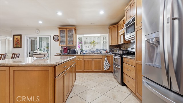Detail Gallery Image 7 of 23 For 1106 Mar Les, Santa Ana,  CA 92706 - 3 Beds | 2/1 Baths