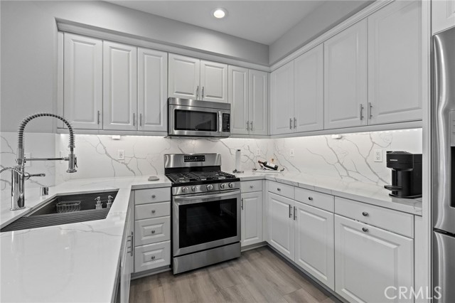 Detail Gallery Image 5 of 58 For 16 Serenity, Irvine,  CA 92618 - 2 Beds | 2 Baths