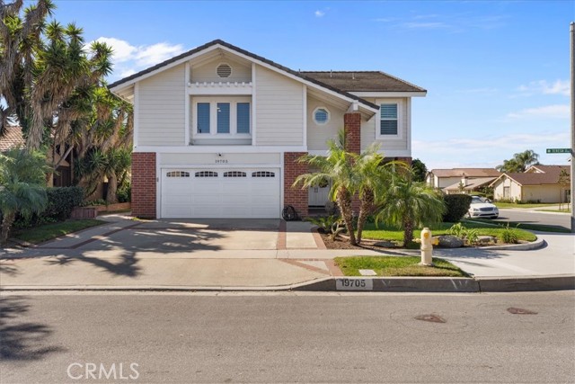 Detail Gallery Image 37 of 41 For 19705 Teresa Ct, Cerritos,  CA 90703 - 6 Beds | 3/1 Baths