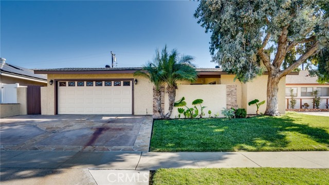 Image 2 for 15052 Genoa Circle, Huntington Beach, CA 92647