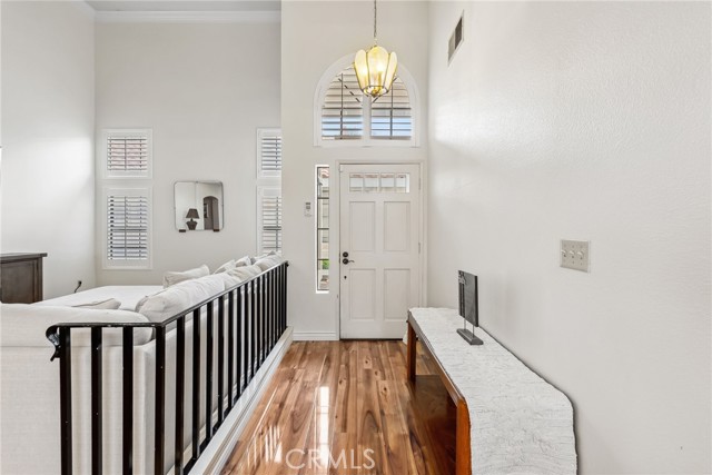 Detail Gallery Image 5 of 40 For 15621 Saul Ct, Canyon Country,  CA 91387 - 4 Beds | 3 Baths