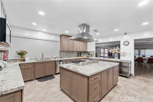 1245 W Cienega Avenue, San Dimas CA: https://media.crmls.org/medias/50e2b3a5-d6aa-4b47-ad96-36039173779d.jpg