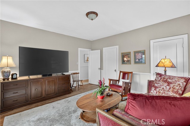 Detail Gallery Image 24 of 54 For 115 Annandale Rd, Pasadena,  CA 91105 - 4 Beds | 3 Baths