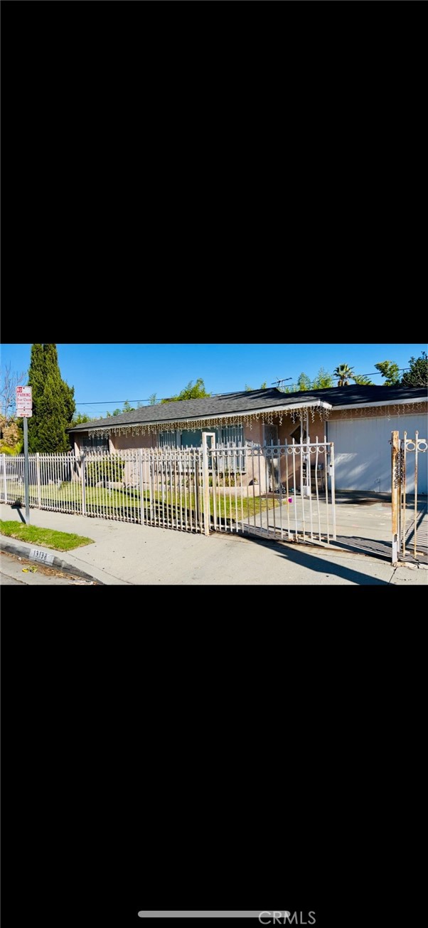 13138 Oleander Avenue, Compton, California 90222, 2 Bedrooms Bedrooms, ,1 BathroomBathrooms,Single Family Residence,For Sale,Oleander,DW23219368