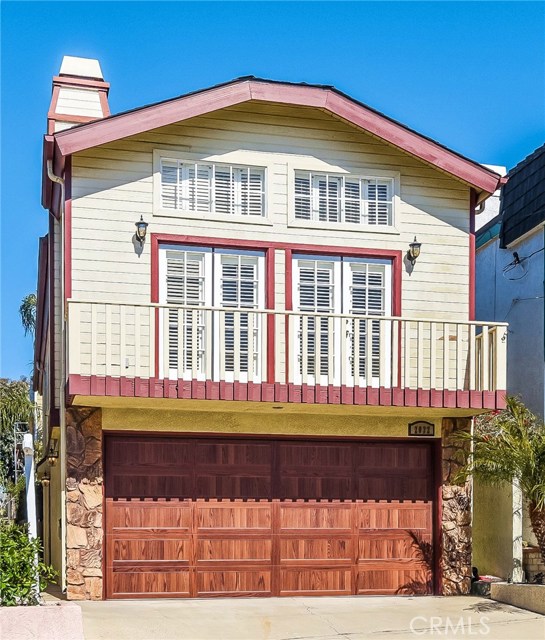 2032 Hillcrest Drive, Hermosa Beach, California 90254, 3 Bedrooms Bedrooms, ,2 BathroomsBathrooms,Residential,Sold,Hillcrest,SB18090265